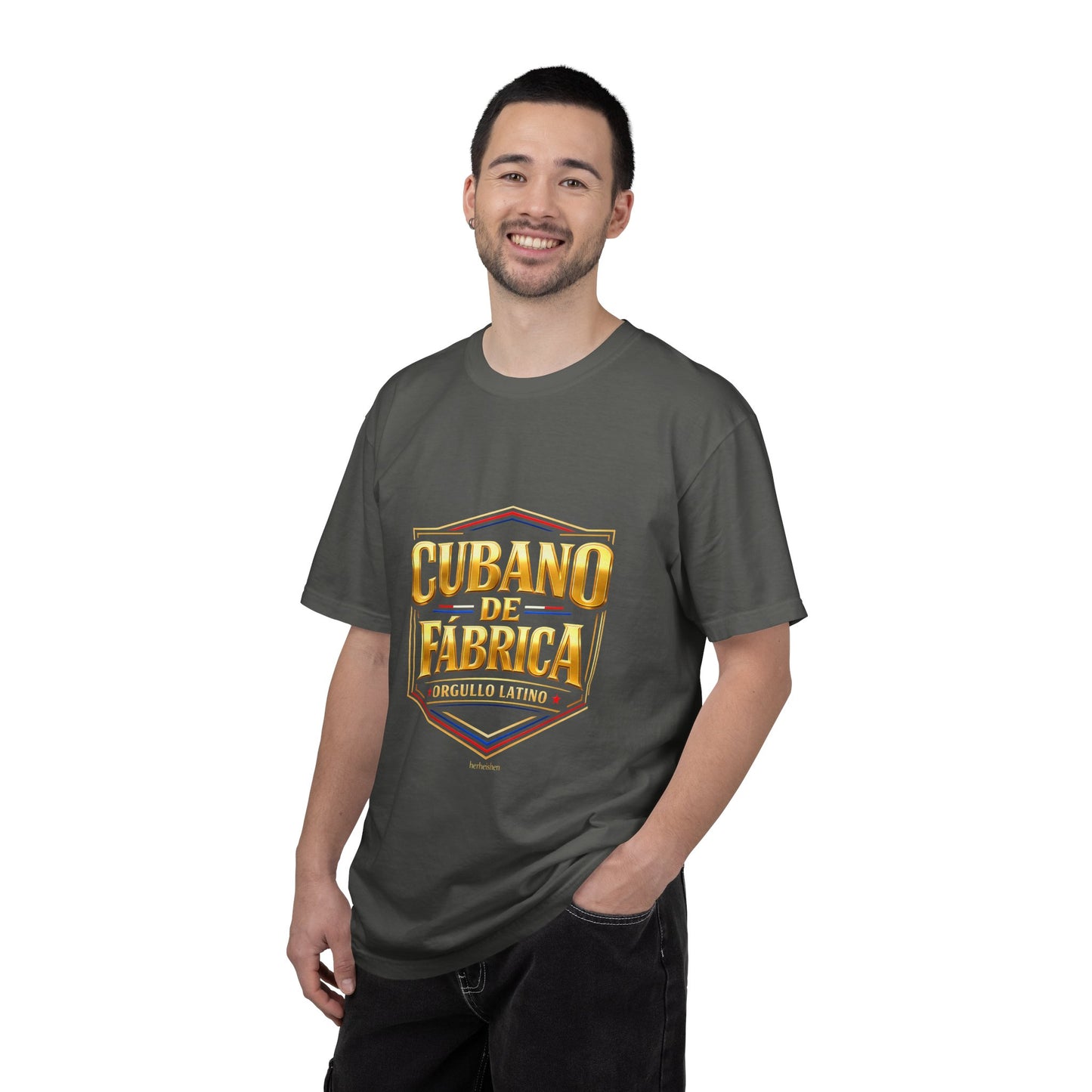 Camiseta Cubano de Fábrica – Orgullo Latino Premium Streetwear